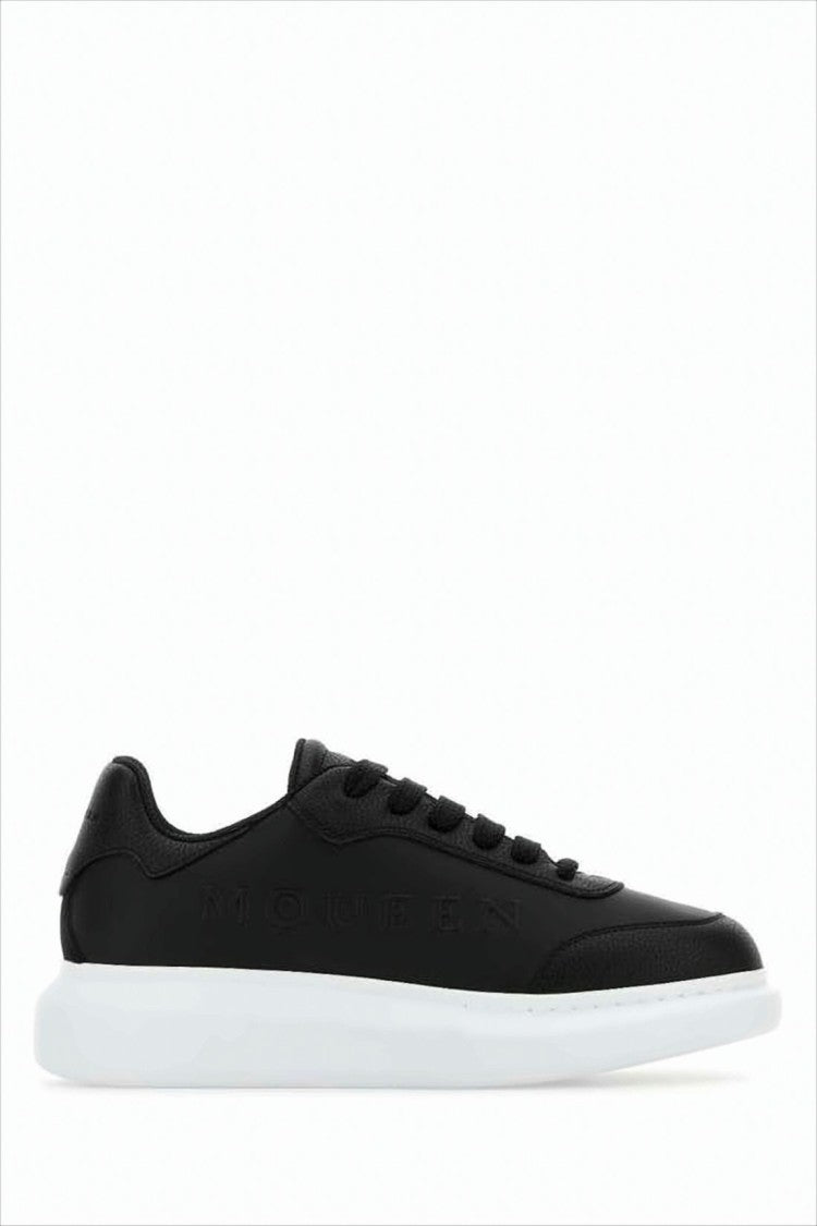 Alexander Mcqueen Low-Top Black Leather Sneakers With Contrasting White Sole