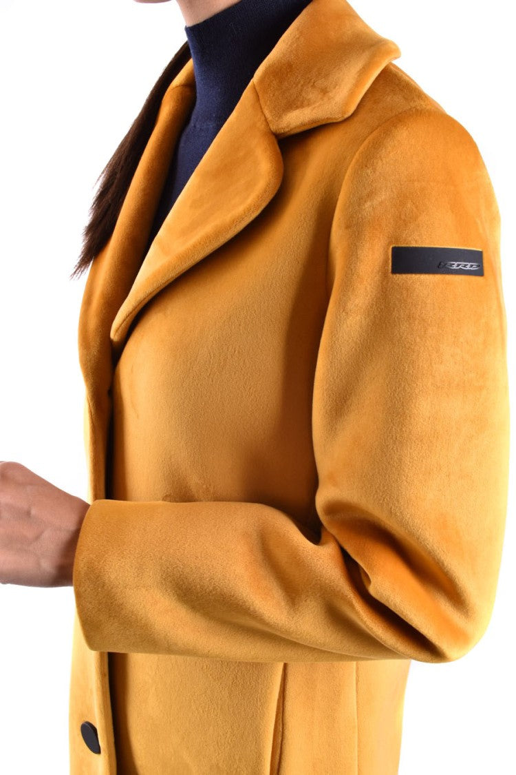 Rrd Structured Short Jacket With Plush Texture