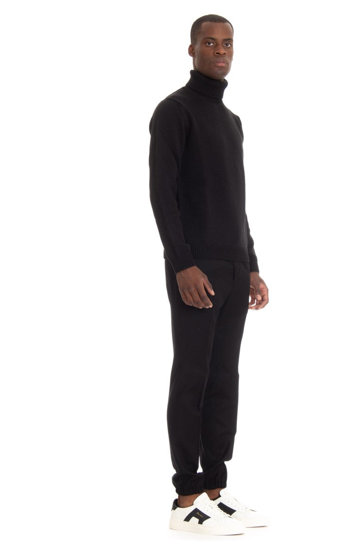 Roberto Collina Merinos Wool Turtleneck Sweater