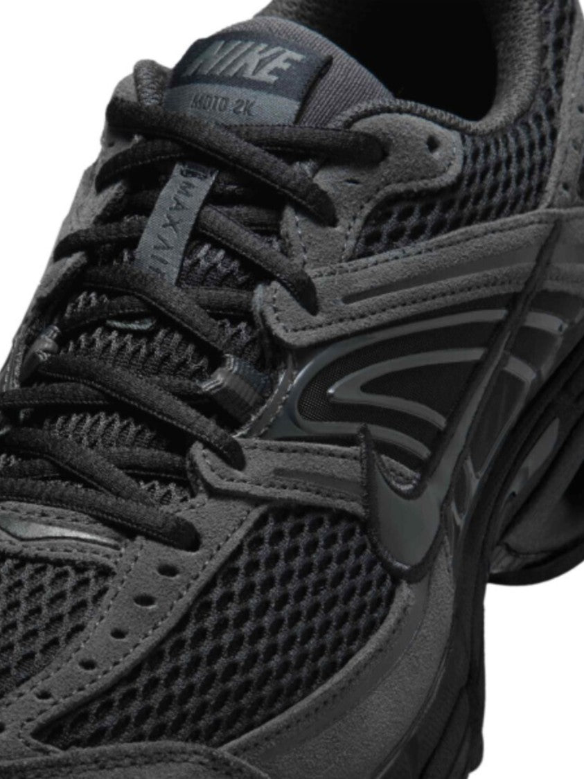 Nike Air Max Moto 2K Sneakers