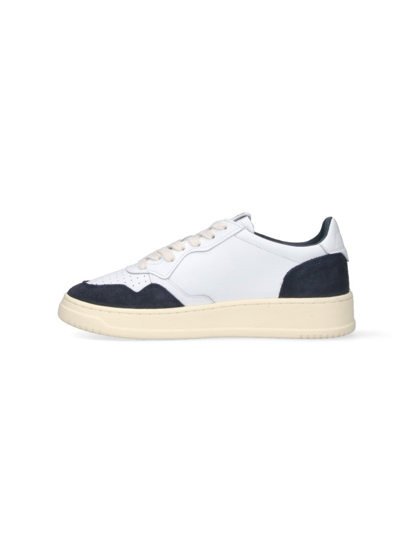 Autry Low-Top White Sneakers With Minimalist Aesthetic