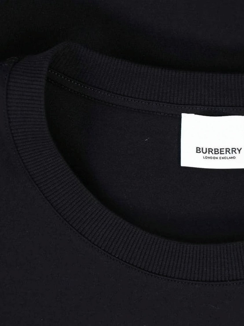 Burberry Crew Neck T-Shirt With Contrasting Embroidered Logo