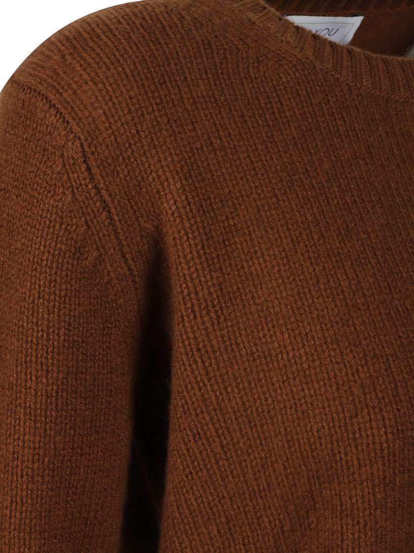 Be You Cropped Knit Sweater With Round Neckline And Textured Design