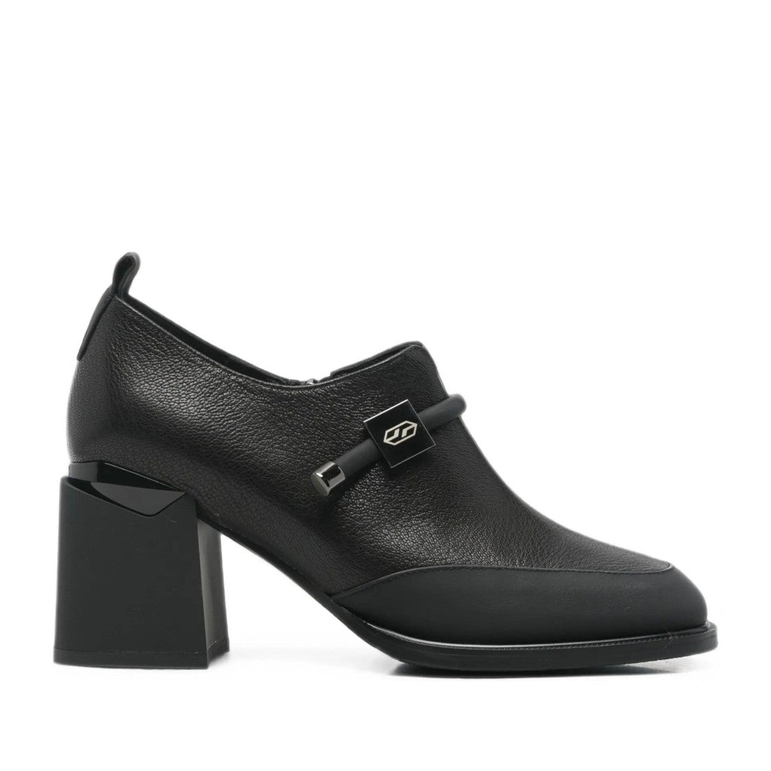 Linda Baumann Black Textured Leather Metallic Emblem Side Zipper Dress Pumps