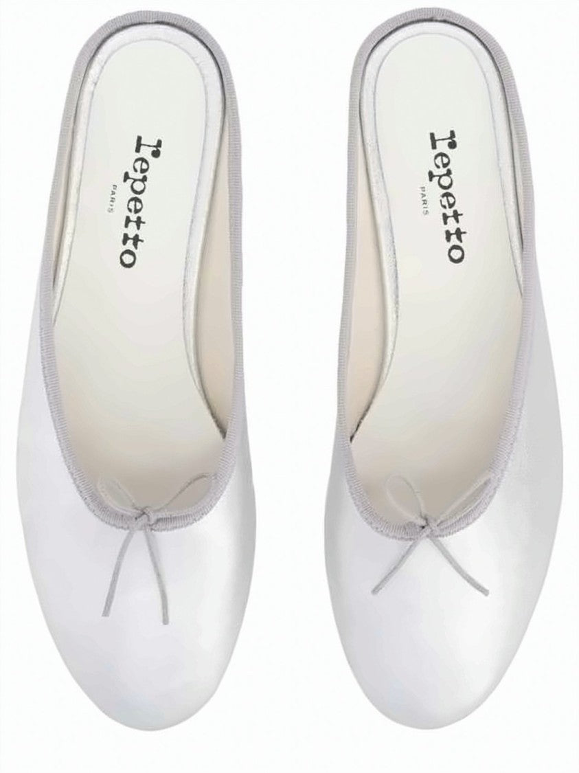 Repetto Pointed-Toe Calf Leather Mule With Circular Buckle