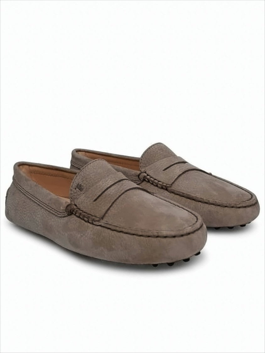 Tod's Sleek Brown Leather Loafers With Textured Finish
