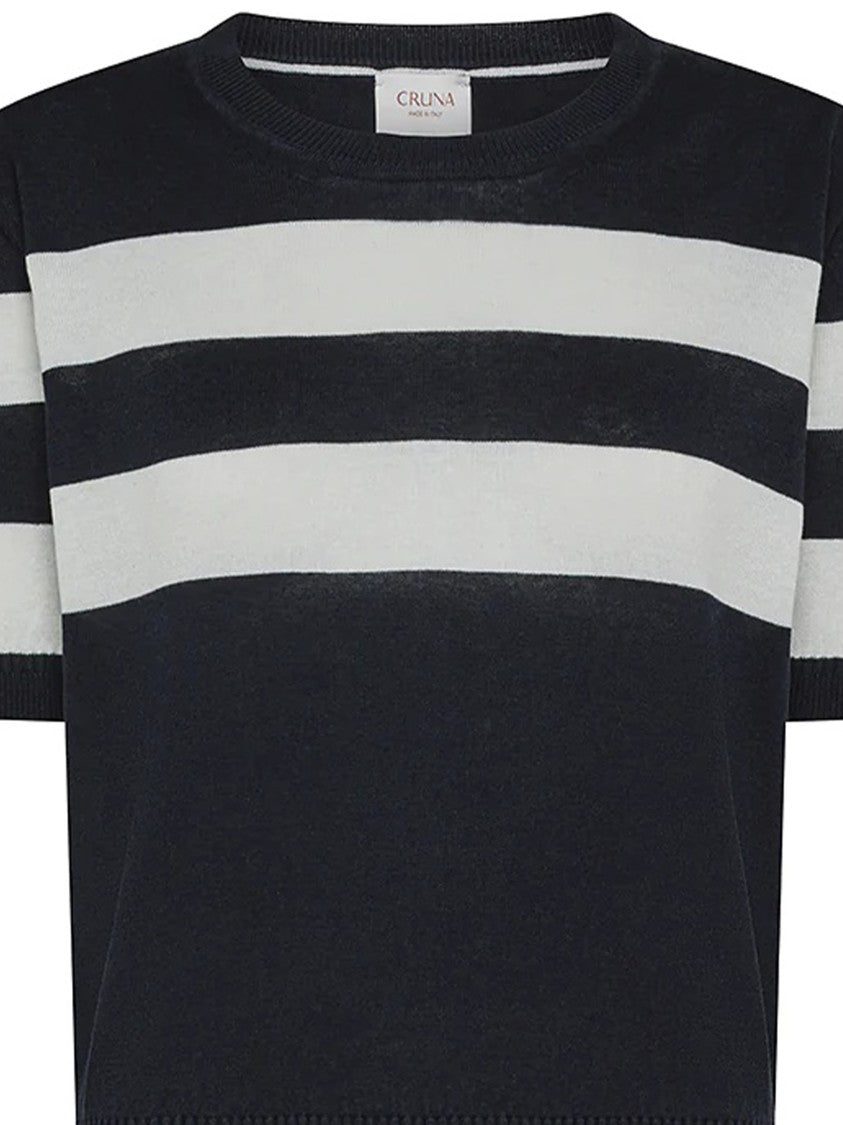 Cruna Cropped Black/White Horizontal Stripe T-Shirt
