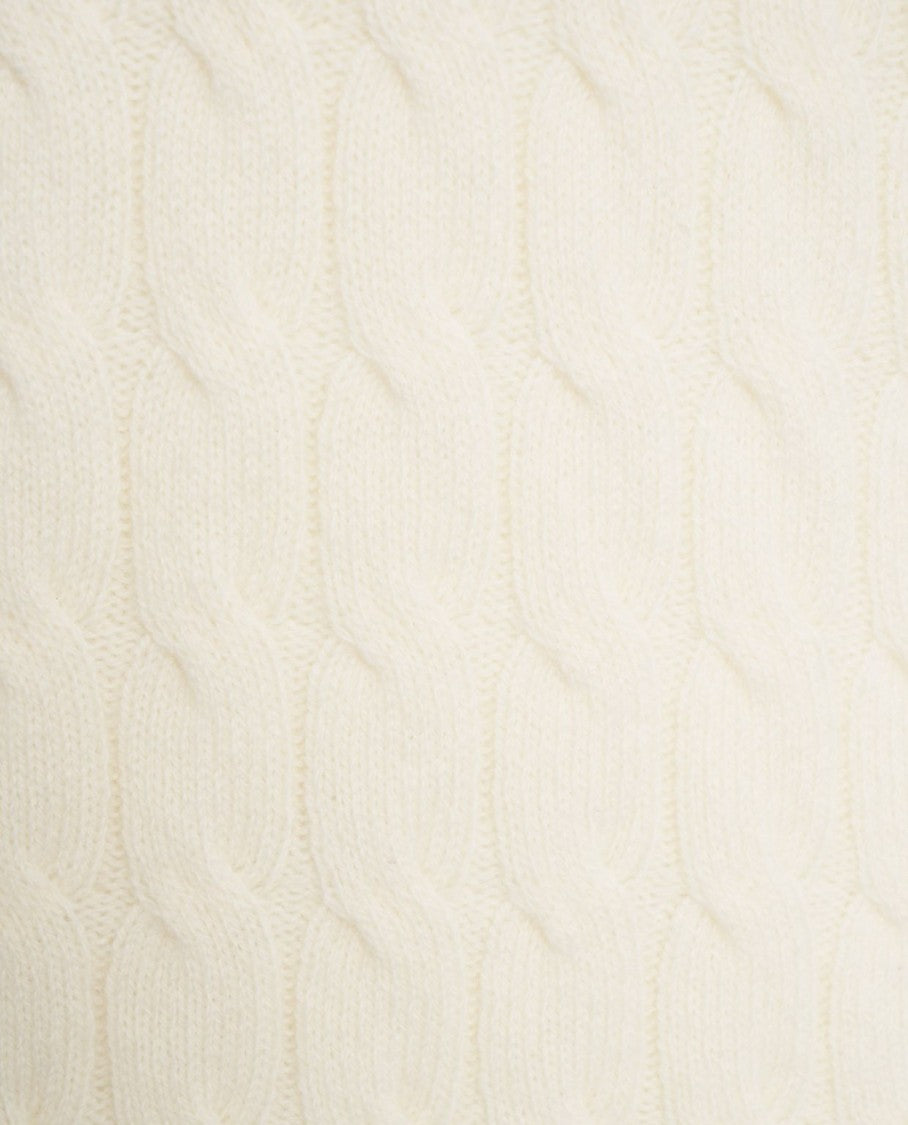 Amaranto Timeless Cable-Knit Amaranto Sweater