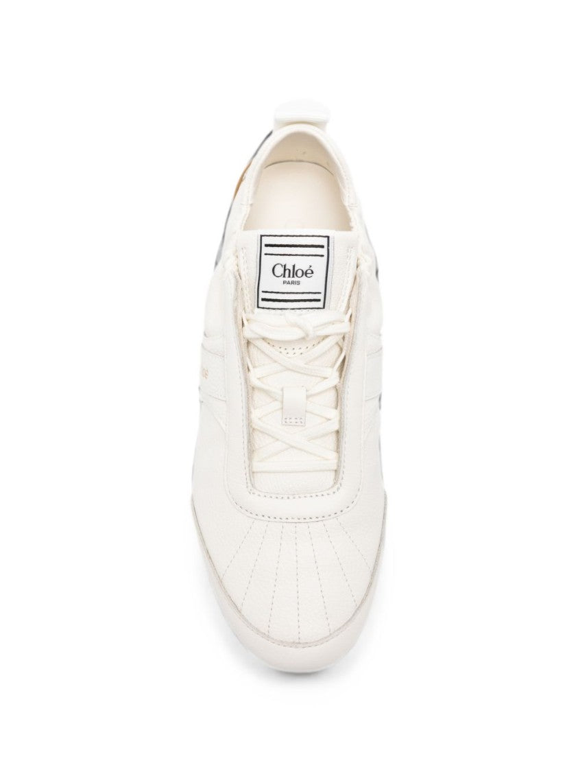 Chloé Black Sleek Minimalist Contrasting Sneakers