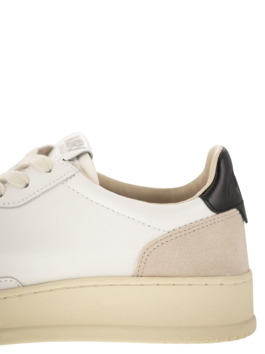 Autry Medalist Low - Leather And Suede Sneakers