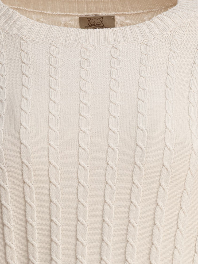 Rakki' Classic Cable Knit Cotton Sweater