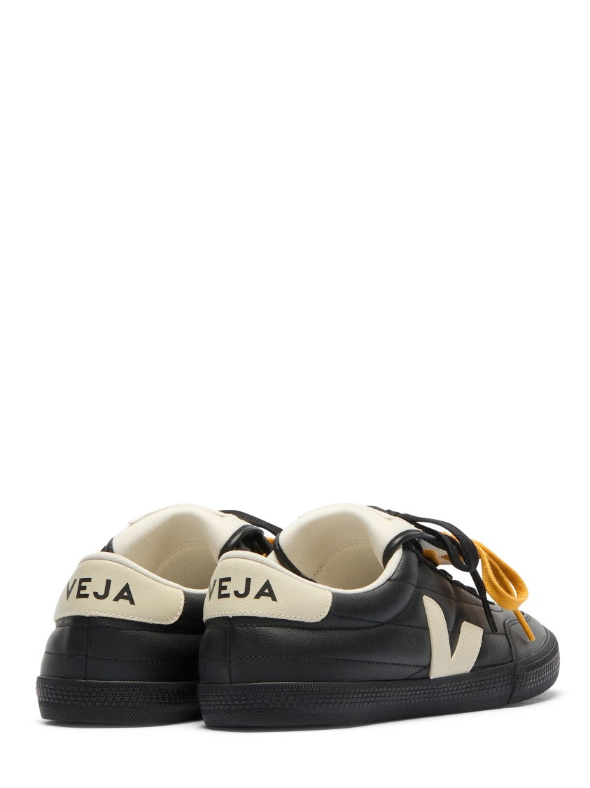 Veja Low-Top Sneakers With Cream 'V' Logo