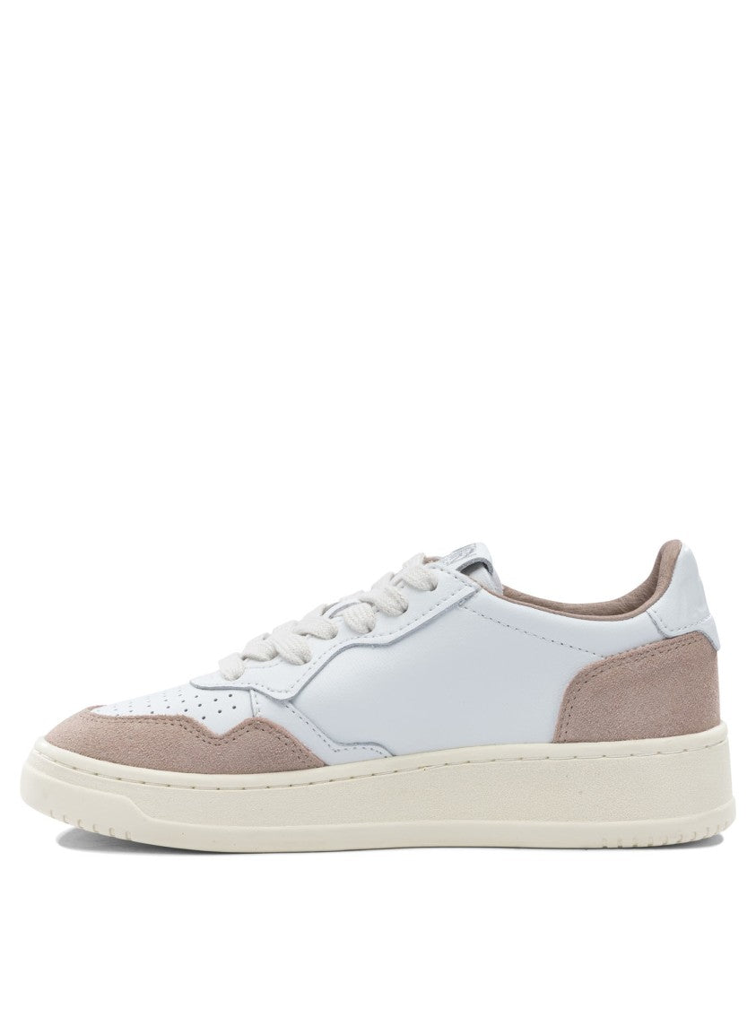 Autry "Medalist Low" Sneakers