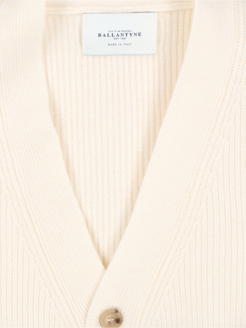 Ballantyne White Minimalist Sweater With Ribbed Cuffs And Hem