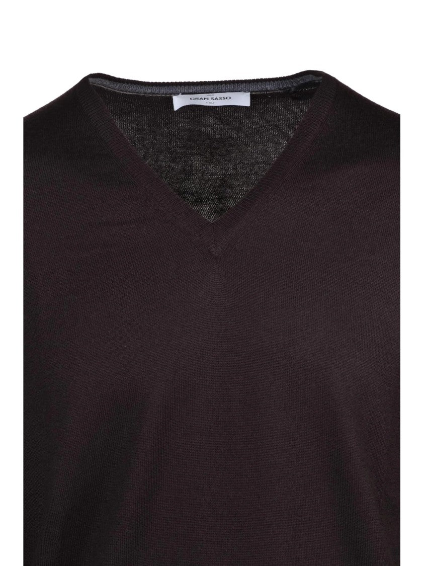 Gran Sasso V-Neck Sweater In Soft Virgin Wool With Fine-Knit Texture