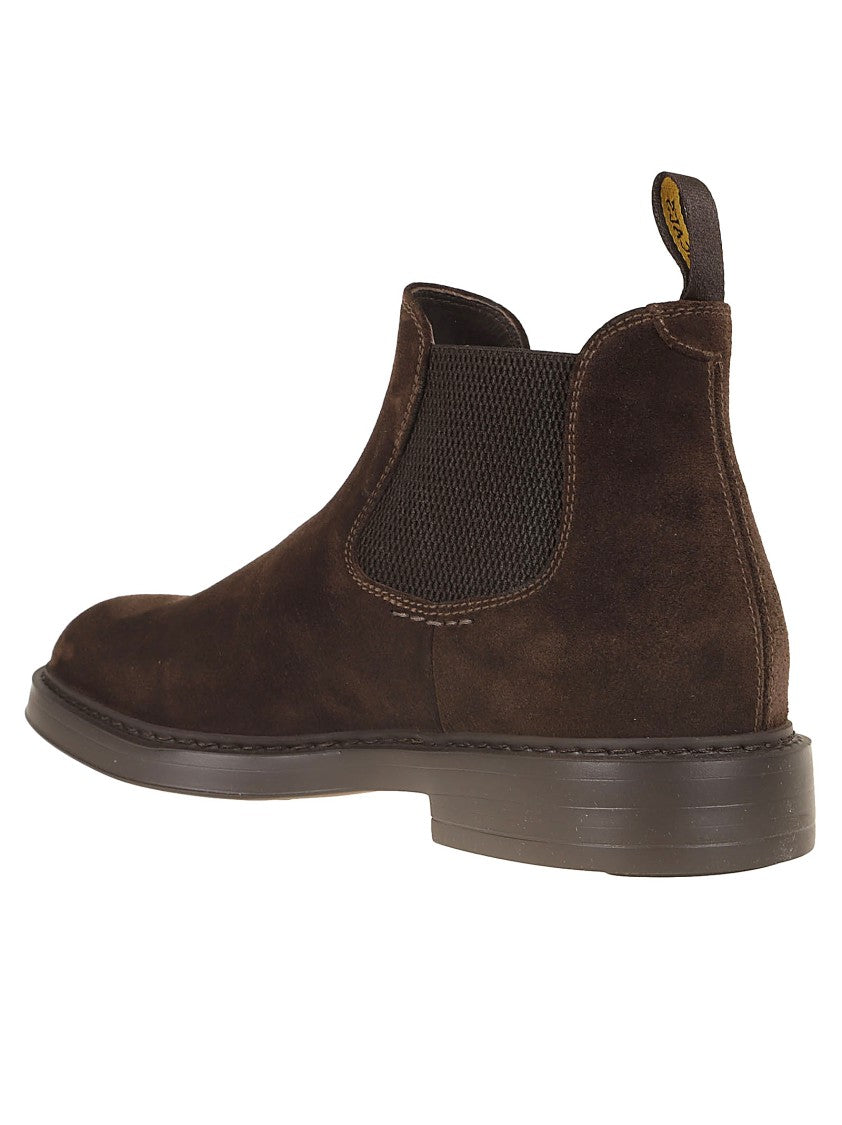 Doucal's Chelsea Ankle Boots In Suede