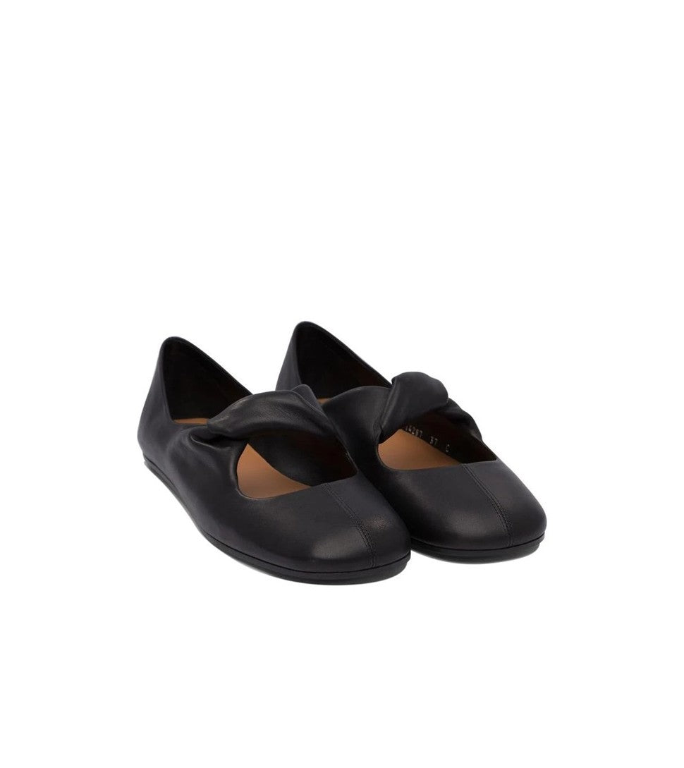 Alexander Mcqueen Black Flats With Distinctive Knotted Detail