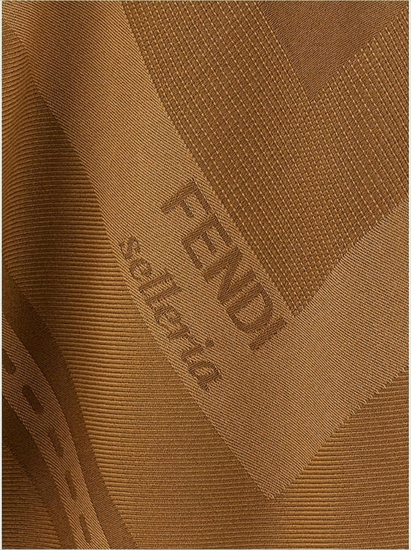 Fendi Luxurious Wool And Cashmere Cape