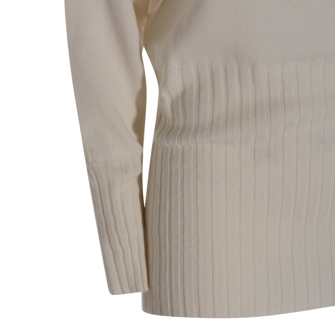 Malo Creamy Relaxed-Fit Turtleneck Sweater With Ribbed Details