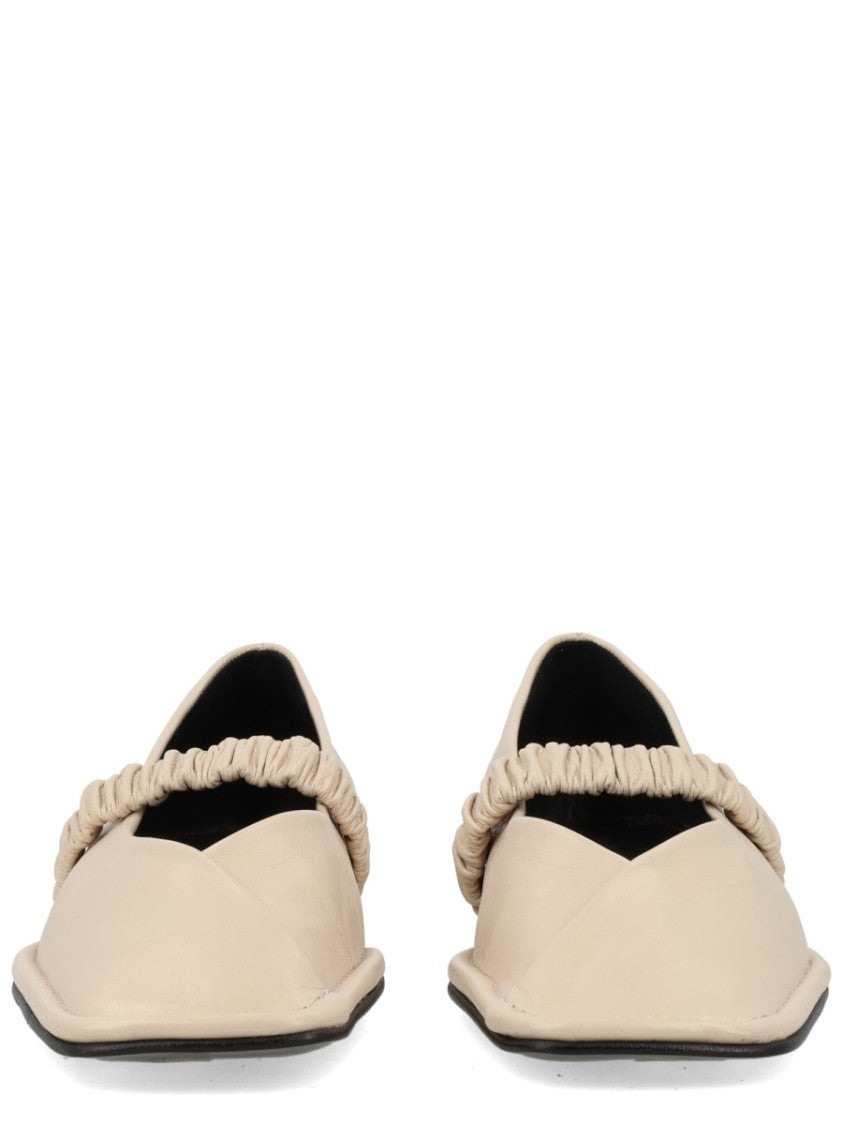 Alohas Lautan Pointed Toe Ruched Flats