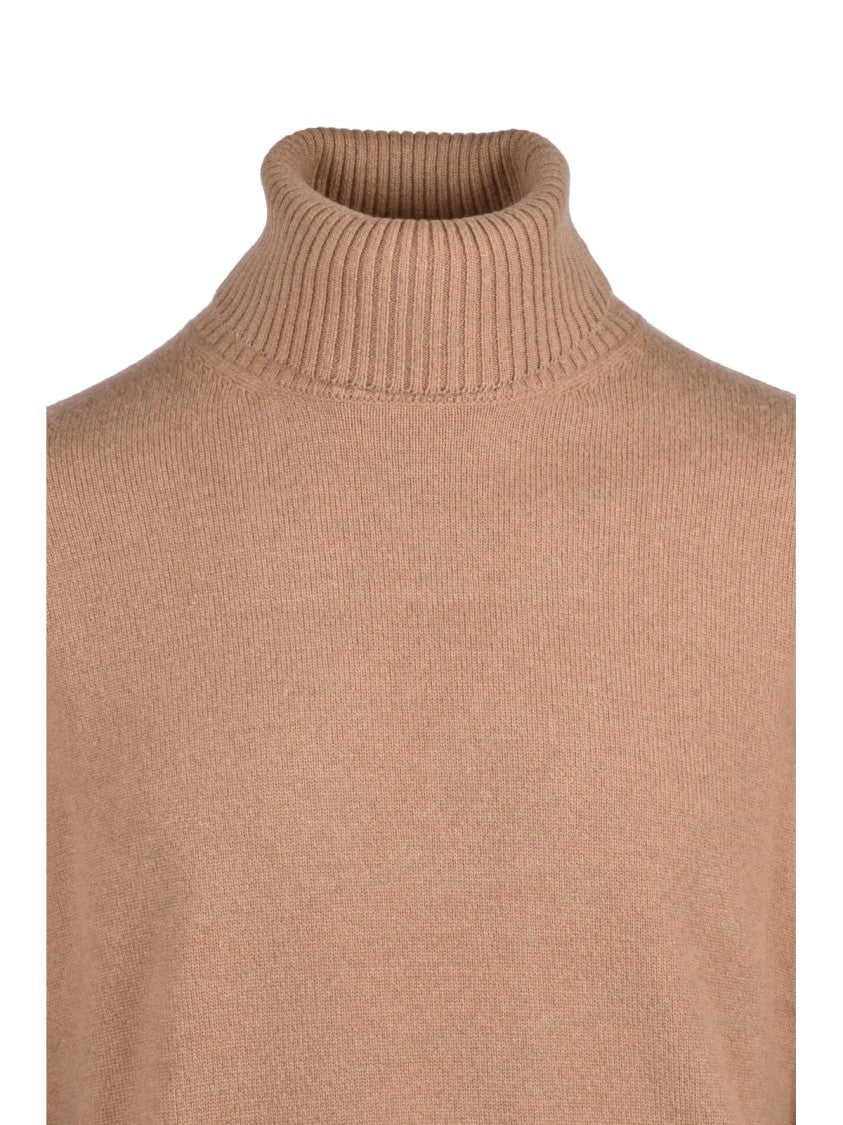 Kangra High Ribbed Turtleneck Cycling Sweater In Luxurious Fiber Blend