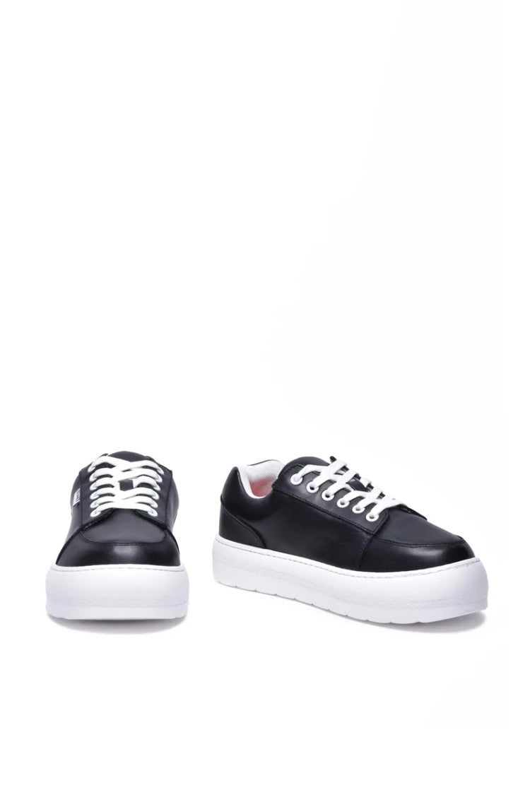 Sunnei Leather Sneaker - Black/White