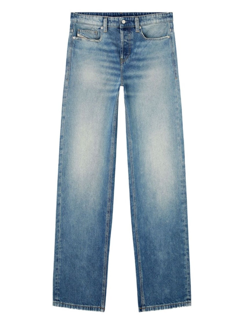 Diesel Relaxed Fit Blue Jeans With Vintage Wash