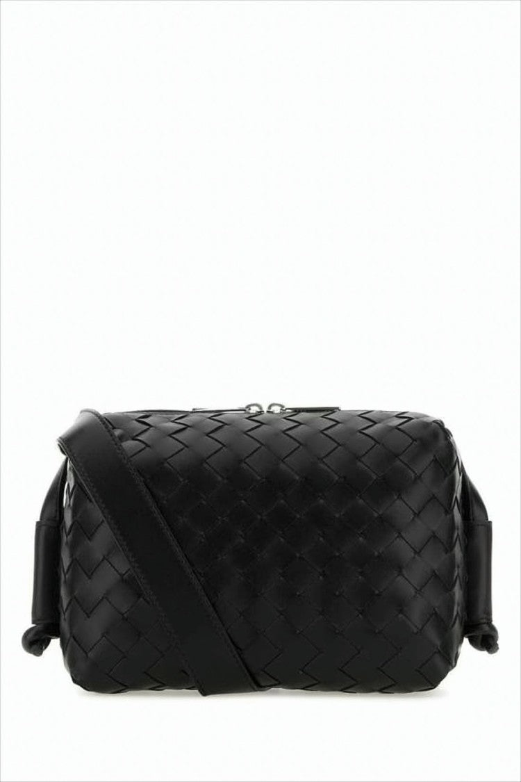 Bottega Veneta Woven Black Crossbody Bag With Adjustable Strap And Modern Silhouette