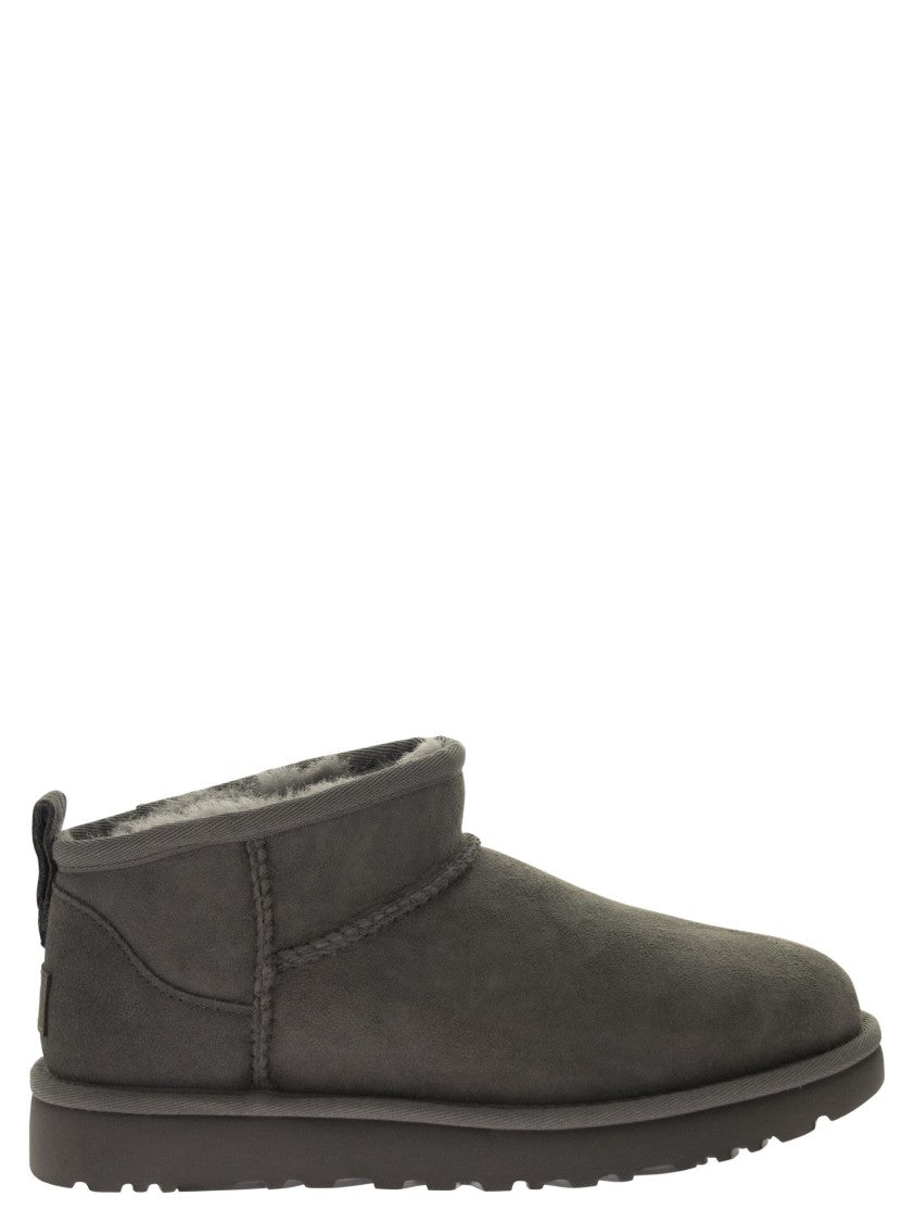 Ugg Classic Ultra Mini - Sheepskin Boot