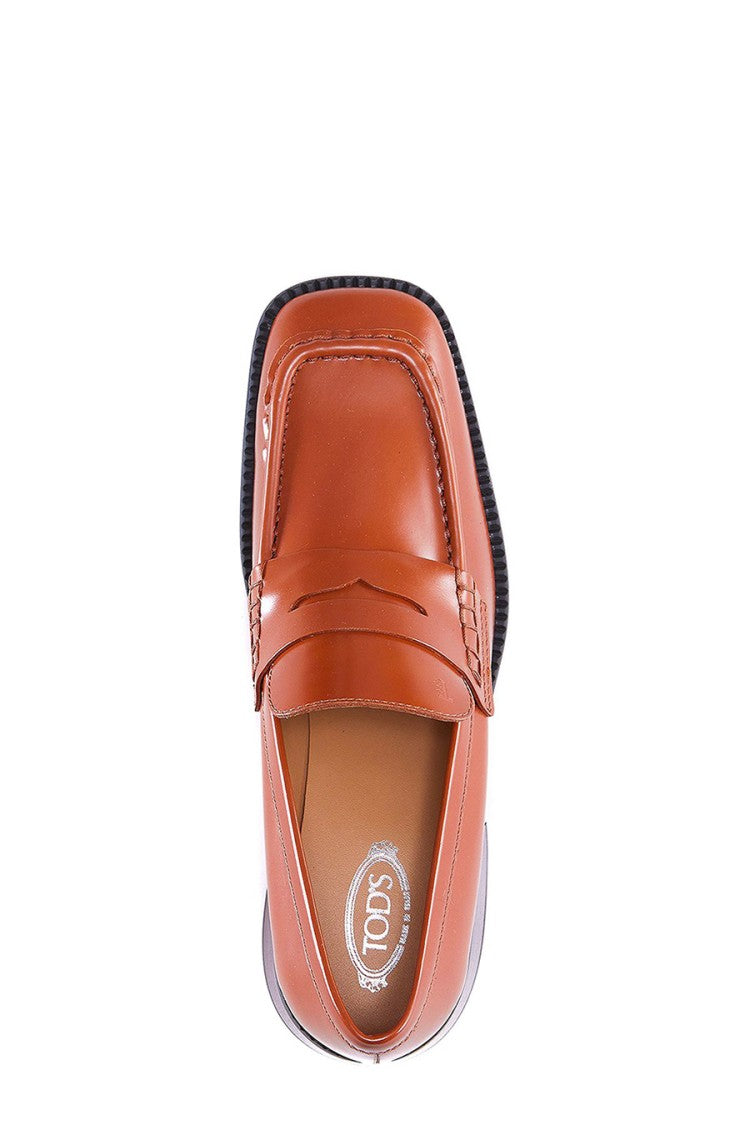 Tod's Rust Moccasins