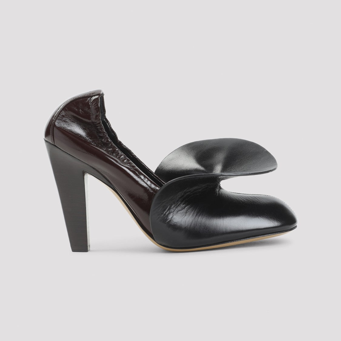 Phoebe Philo Sculptural Design Black Calf Leather Pumps