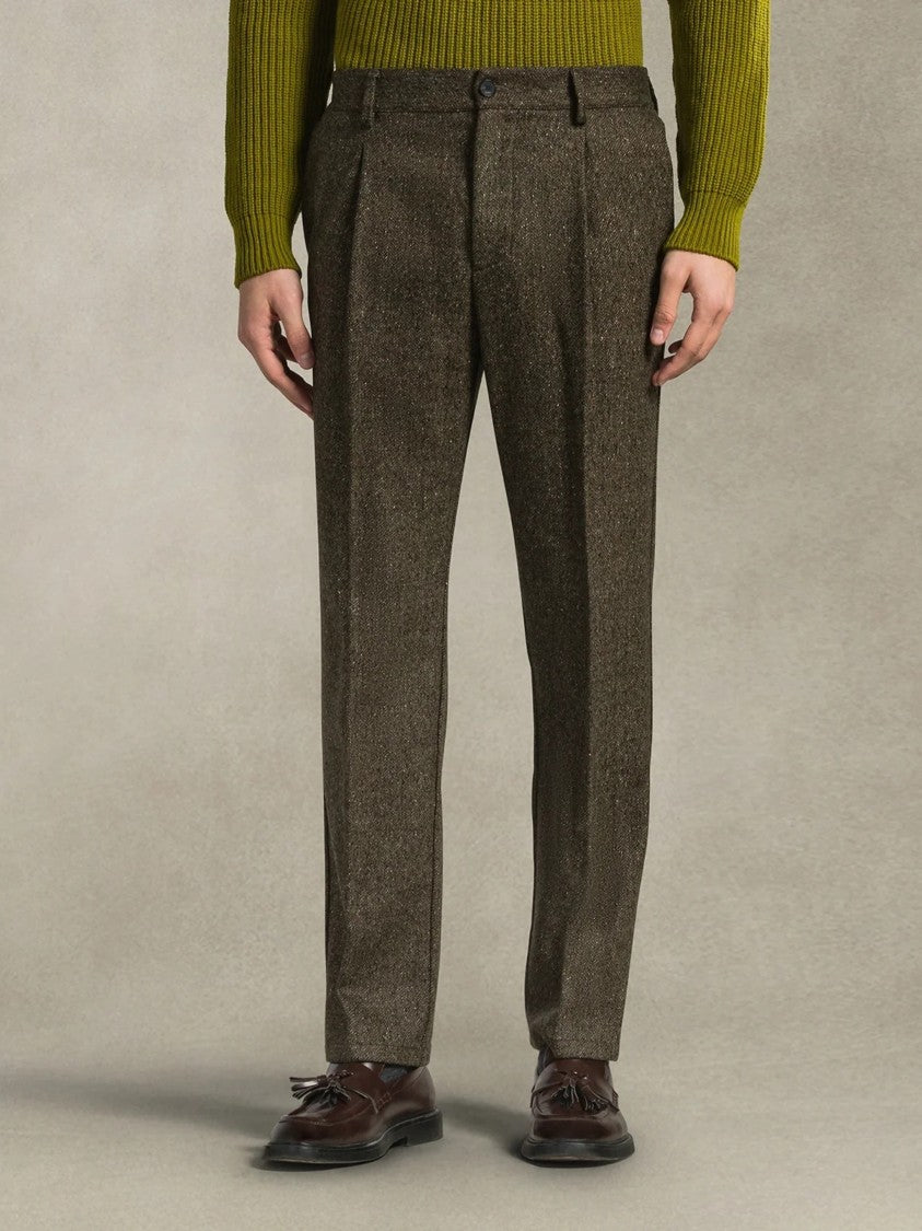 Cruna Olive Green Textured Straight-Leg Formal Pants