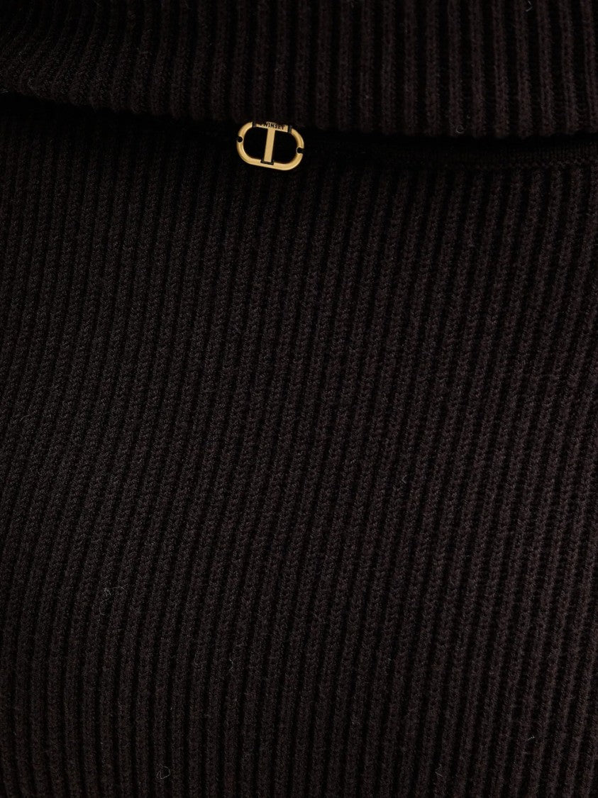 Twin-Set Tailored Neutrals Skirt With Clean Lines And Structured Silhouette