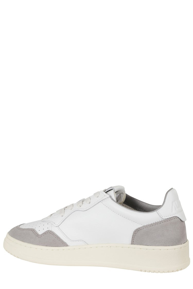 Autry White Gray Medalist Low Two-Tone Laces Leather Sneakers