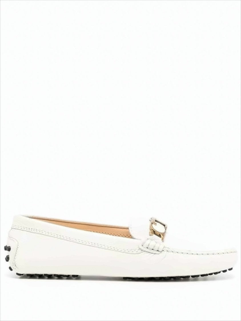 Tod's Smooth Leather Loafer With Classic Moccasin Silhouette
