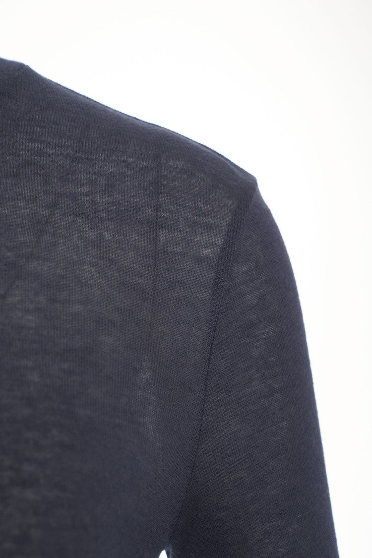 Closed High-Neck Slim Fit Pullover In Fine Knit Fabric