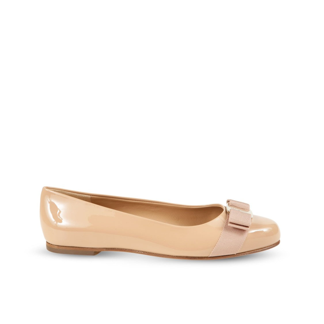 Ferragamo Low-Cut Varina Shoes With Refined Craftsmanship