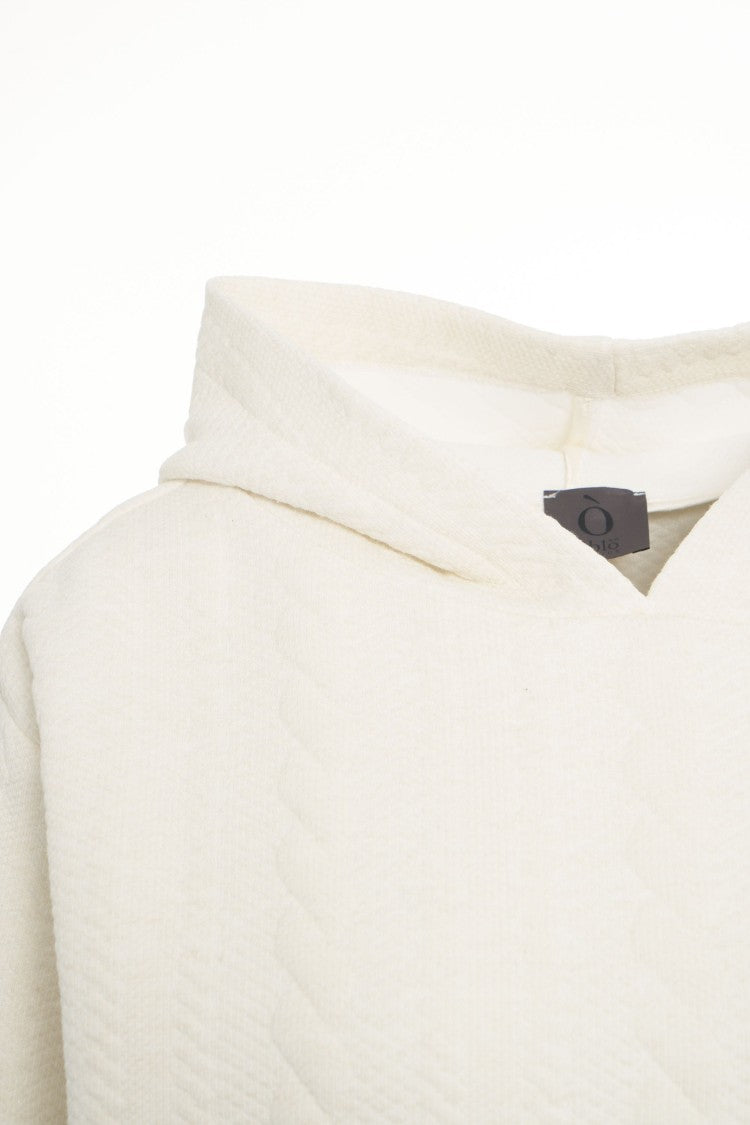 Oblo Unique Quilted White Hoodie With Cozy Hood And Kangaroo Pocket