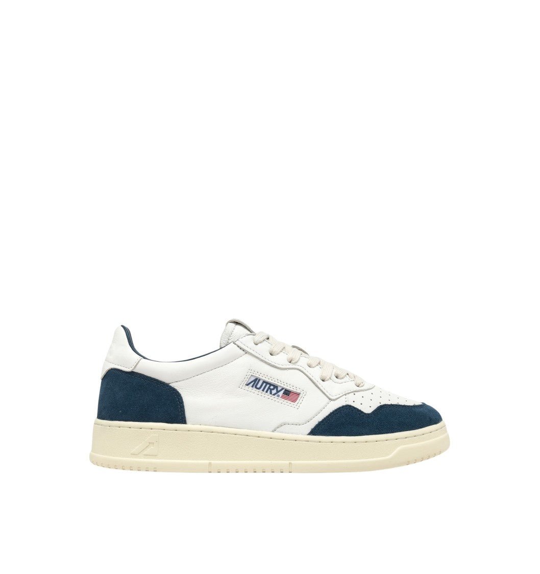 Autry Medalist Lowgoat Suede Wht Capri Sneakers