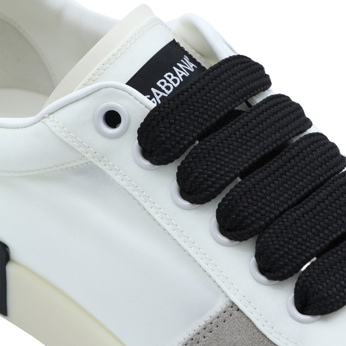 Dolce & Gabbana Timeless White Low-Top Sneakers With Classic Silhouette