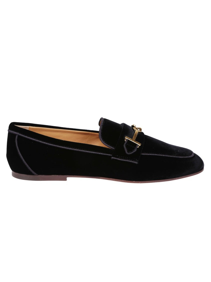 Tod's Moccasins With Gold-Tone Buckle Detail And Soft Texture