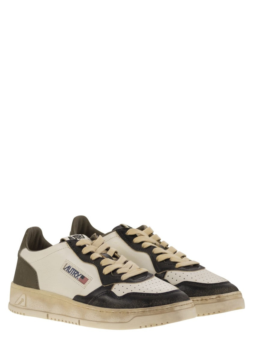 Autry Medalist - Super Vintage Trainers