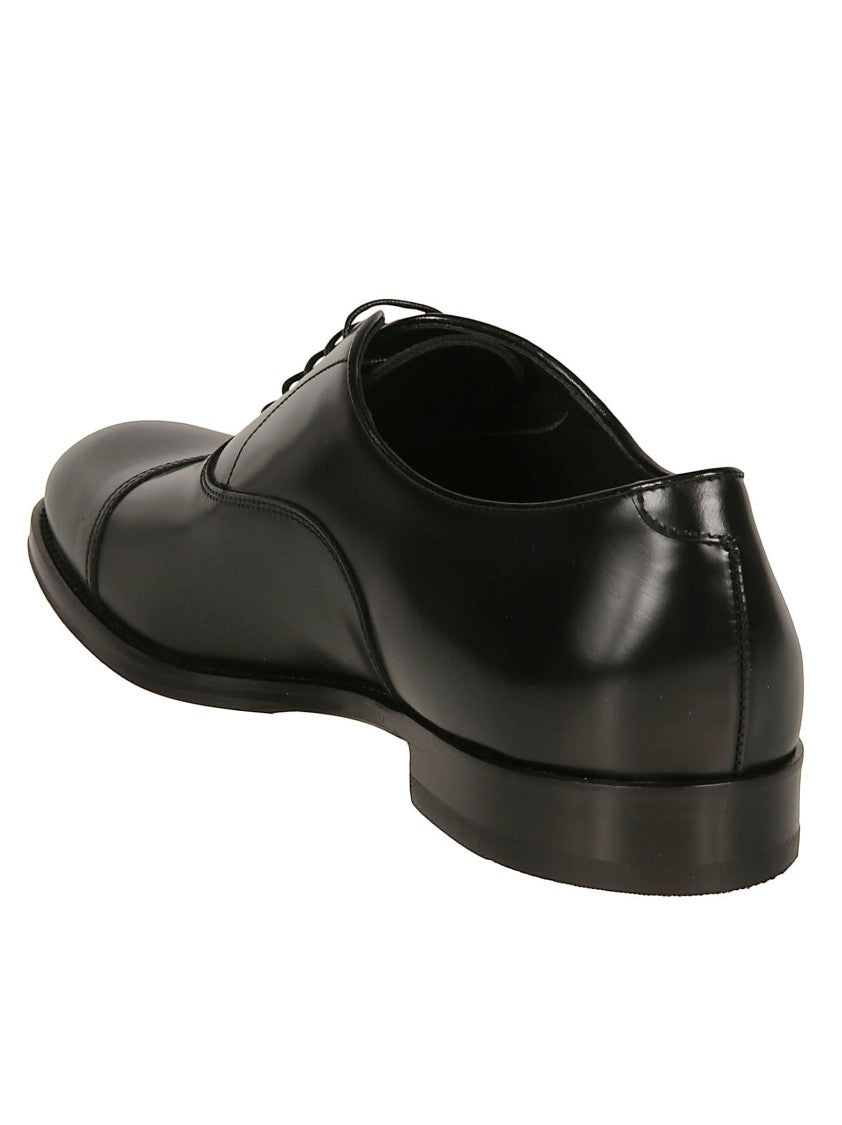Doucal's Black Calf Leather Cap Toe Brogues