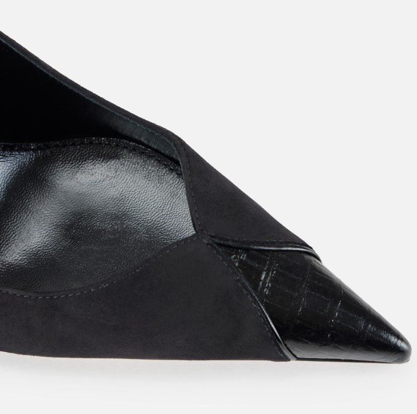 Elisabetta Franchi Leather Pump With Sculptured Heel