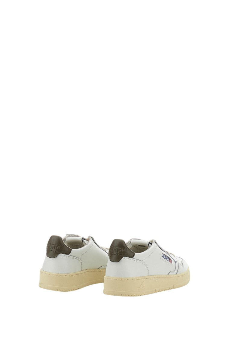Autry White Medalist Low Leather Sneakers