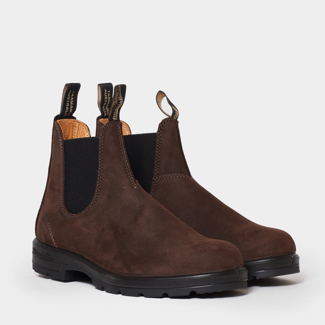 Blundstone Brown Nubuck Ankle Boot With Black Side Elastics