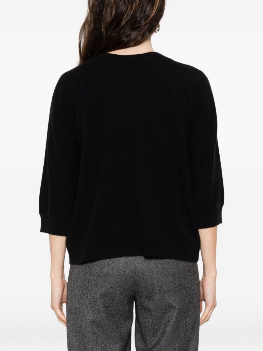 Tabaroni Cashmere Deep V-Neck Cashmere Sweater With Relaxed Fit