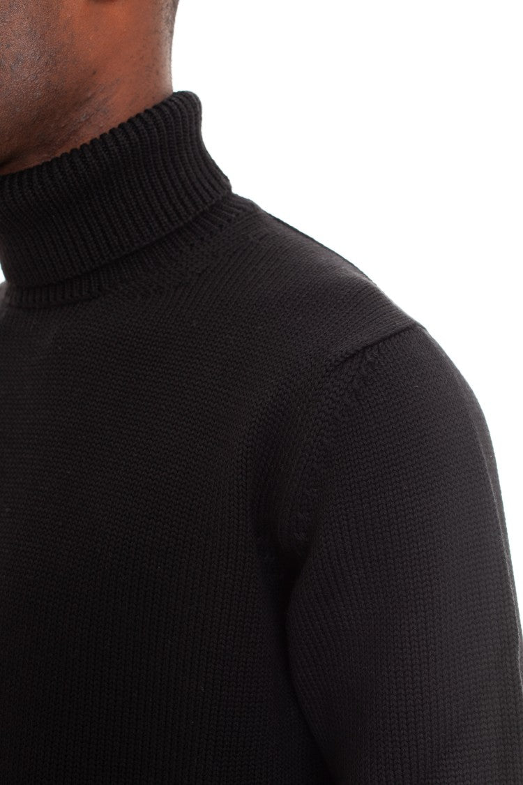 Roberto Collina Merinos Wool Turtleneck Sweater