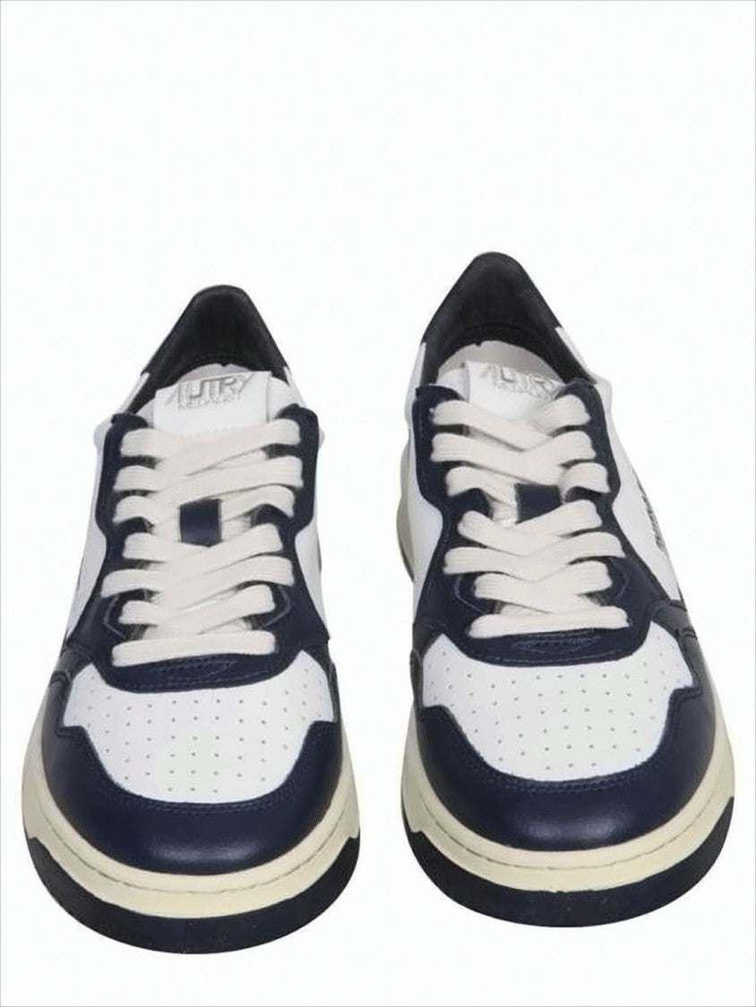 Autry Classic Low-Top Sneakers With Navy Overlays