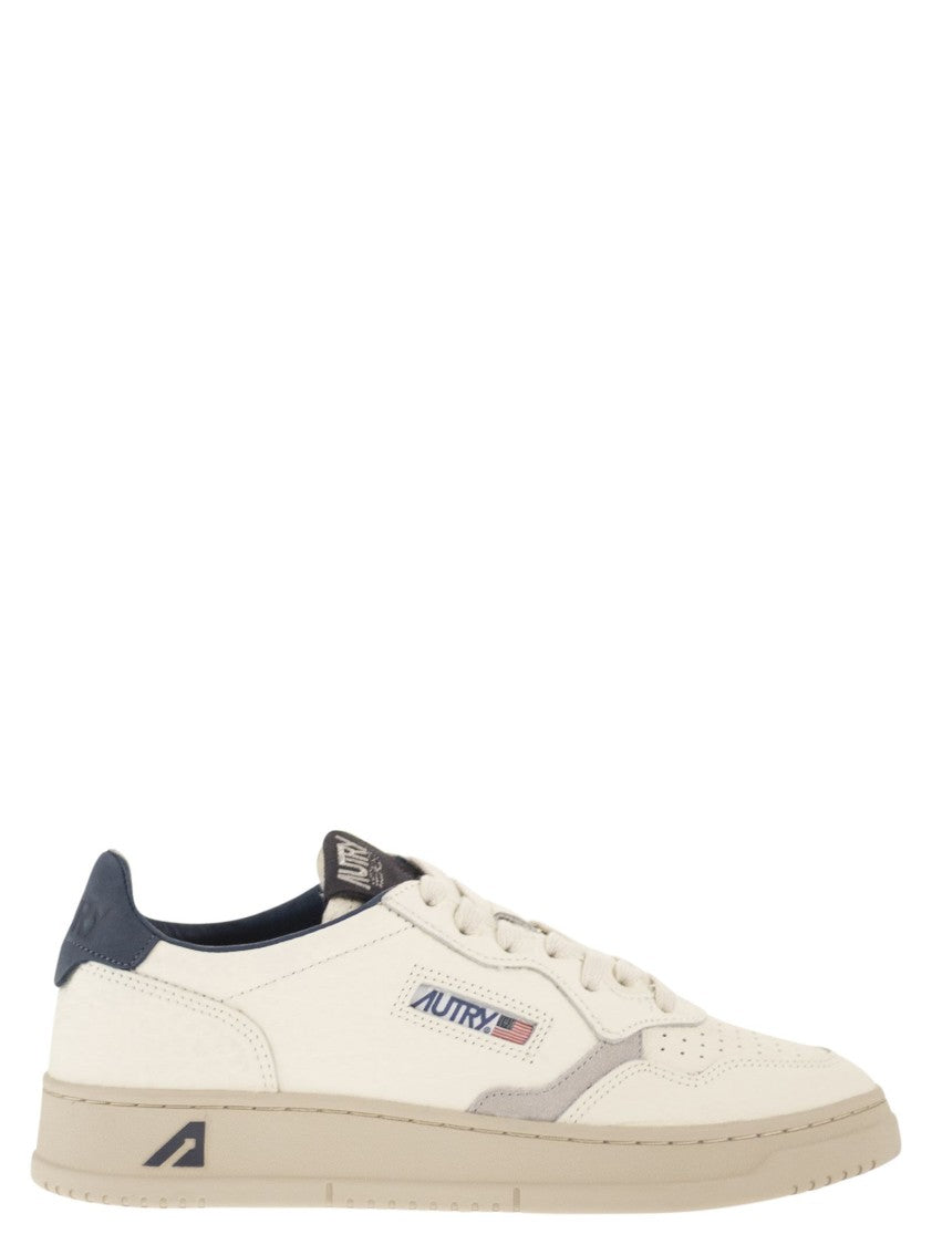 Autry Medalist Low - Leather Trainers